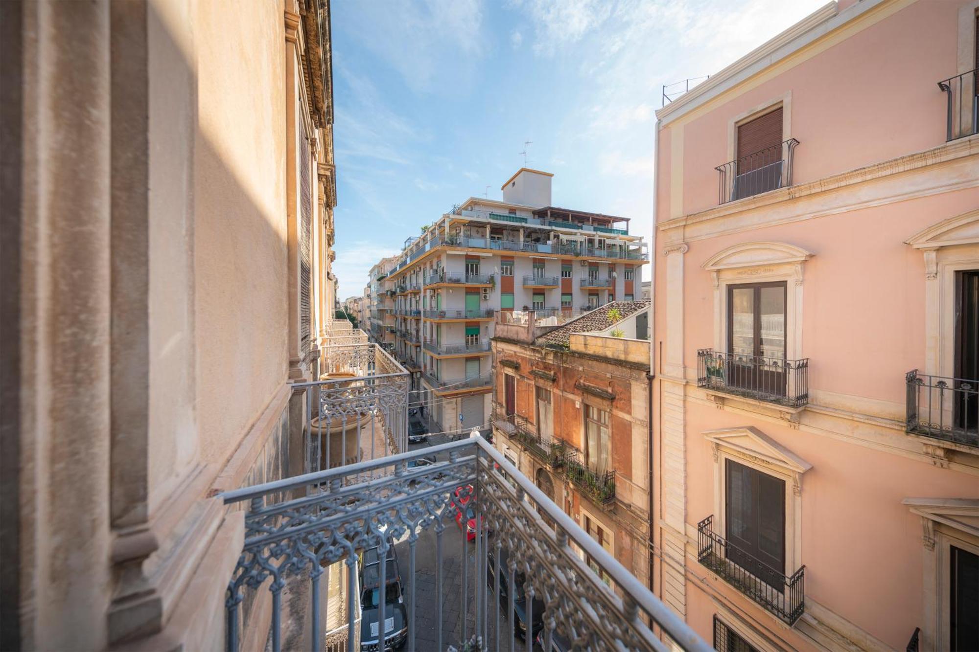 Mirone - Suite Apartments Catania Centro Exterior foto